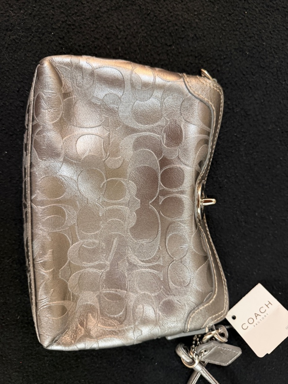 NWT vintage COACH Signature metallic dark silver wristlet clutch - Picture 4 of 7